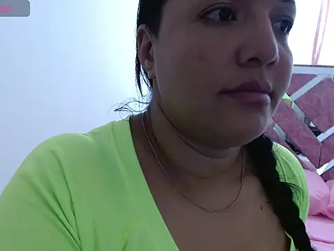 zaryross online show from 04/20/26, 09:27