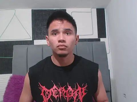 adonis latin 19 online show from 04/17/26, 03:09