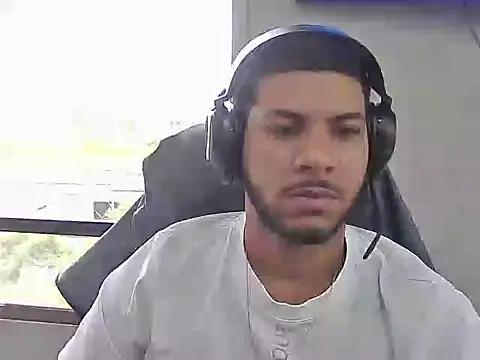 Snapshot of millerthh chatting on 04/21/26, 04:56 millerthh online show from 04/21/26, 04:56