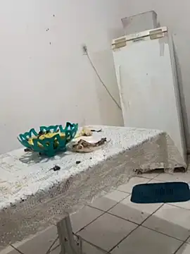    -larissa online show from 03/18/26, 04:15