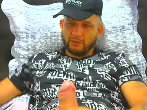 Snapshot of altenori chatting on 07/18/26, 01:21 altenori online show from 07/18/26, 01:21
