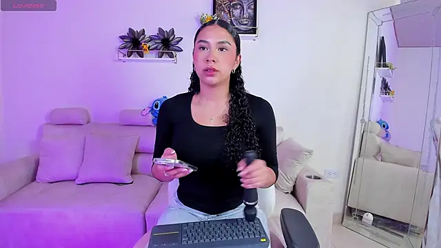 april smiith1 online show from 05/04/26, 12:23