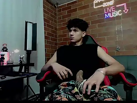 Snapshot of Kurtt__ chatting on 03/21/26, 03:55 Kurtt online show from 03/21/26, 03:55