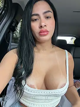 Snapshot of MoraFit_ chatting on 05/02/26, 02:22 MoraFit online show from 05/02/26, 02:22