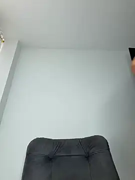 Snapshot of MoraFit_ chatting on 05/05/26, 02:03 MoraFit online show from 05/05/26, 02:03