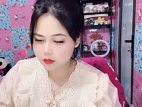 Snapshot of Nhanlu009 chatting on 07/17/26, 12:34 Nhanlu009 online show from 07/17/26, 12:34