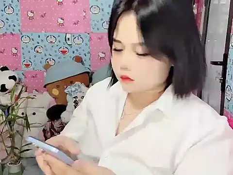Snapshot of Nhanlu009 chatting on 07/24/26, 01:09 Nhanlu009 online show from 07/24/26, 01:09