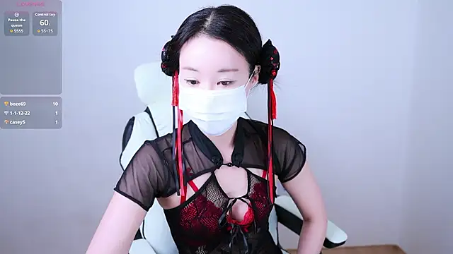 Snapshot of sexyjoy95 chatting on 03/20/26, 11:15 sexyjoy95 online show from 03/20/26, 11:15