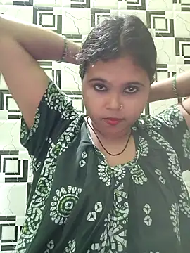 Snapshot of hotbhabhi_0 chatting on 06/07/26, 05:49 hotbhabhi 0 online show from 06/07/26, 05:49