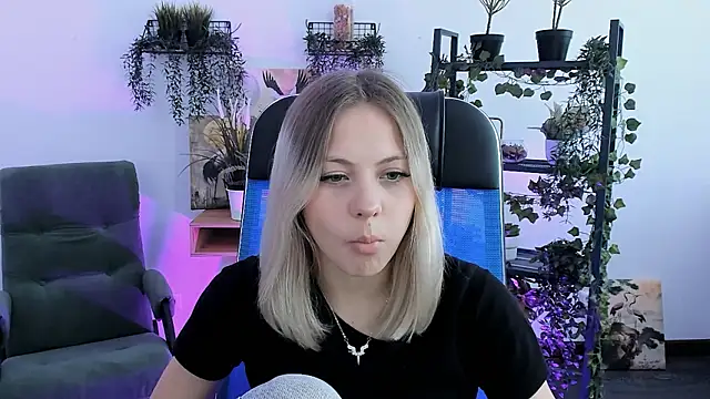 BlossomVibe online show from 03/20/26, 07:57