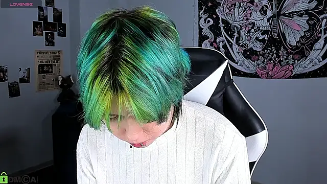 LittleKittenStar online show from 04/23/26, 03:19
