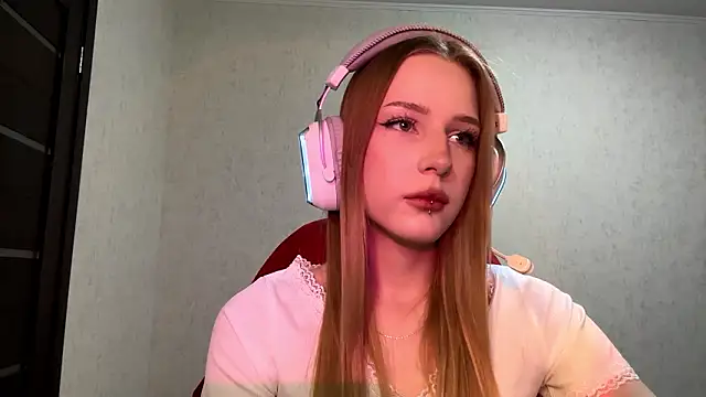 hikkiii online show from 03/26/26, 02:33