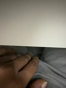 akhilvaran42 online show from 03/18/26, 01:47