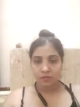 LovelyRenu online show from 03/29/26, 09:53