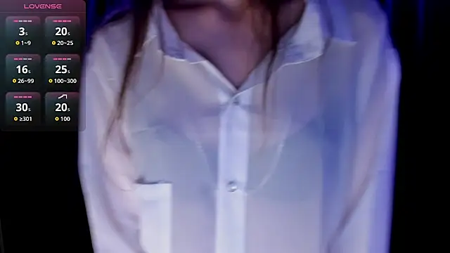 Snapshot of Emily_Nelsonn chatting on 07/11/26, 05:04 Emily Nelsonn online show from 07/11/26, 05:04