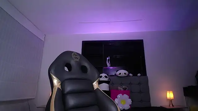Melannyy V online show from 08/01/26, 12:48