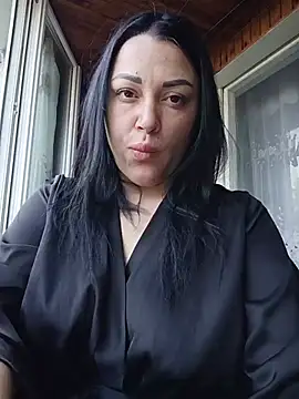 Elsie-Nora online show from 07/18/26, 05:22