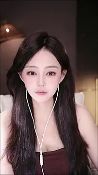 Anne-w online show from 04/06/26, 08:48