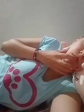 Isabelmotta  online show from 03/29/26, 07:47