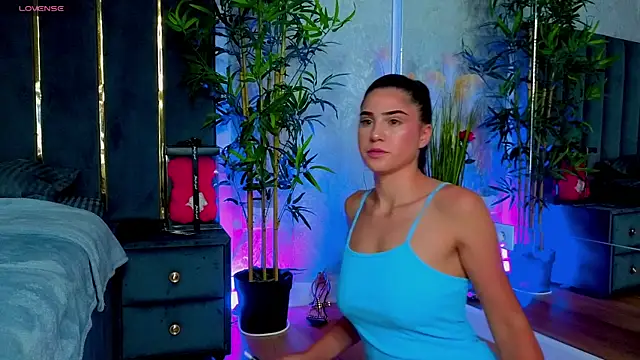 valery evan online show from 07/21/26, 06:32