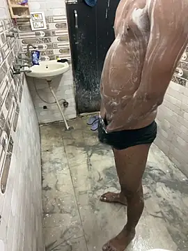 Snapshot of couple-new chatting on 04/19/26, 02:27 couple-new online show from 04/19/26, 02:27