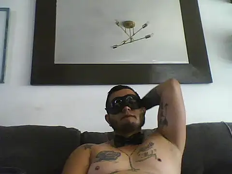 HOTB0Y18 online show from 03/23/26, 04:22