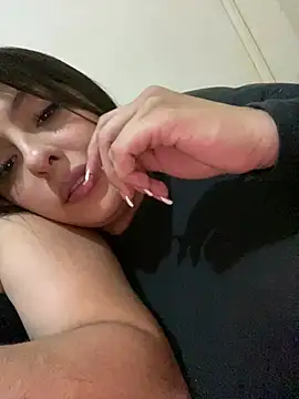Snapshot of emiiross chatting on 07/01/26, 06:26 emiiross online show from 07/01/26, 06:26