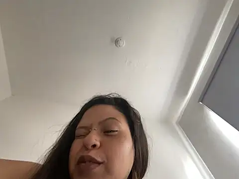 juel1sa online show from 05/01/26, 03:49