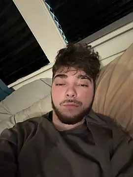 Snapshot of dommydom7177 chatting on 03/20/26, 03:06 dommydom7177 online show from 03/20/26, 03:06