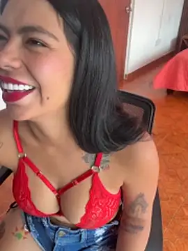 Noa rousse01 online show from 04/21/26, 08:01