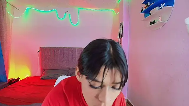 Snapshot of avalustyy chatting on 03/29/26, 07:36 avalustyy online show from 03/29/26, 07:36