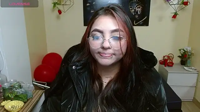 Miley Clarck online show from 04/14/26, 12:33