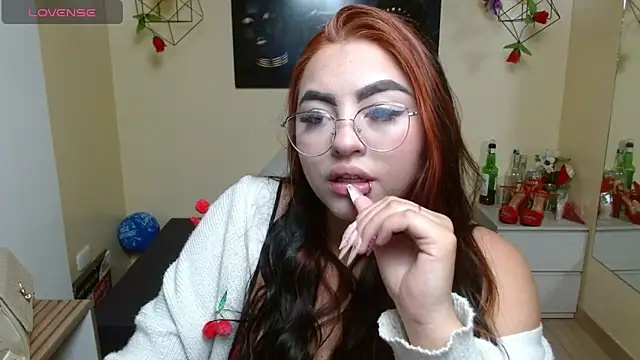 Miley Clarck online show from 04/21/26, 01:28