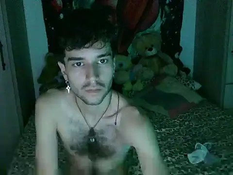 Snapshot of Adrien_polo chatting on 05/01/26, 02:38 Adrien polo online show from 05/01/26, 02:38