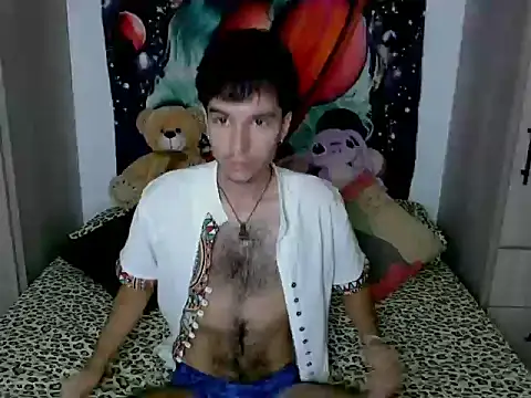 Snapshot of Adrien_polo chatting on 05/15/26, 02:51 Adrien polo online show from 05/15/26, 02:51