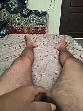 Snapshot of yoursTelugu_boy chatting on 06/19/26, 03:33 yoursTelugu boy online show from 06/19/26, 03:33