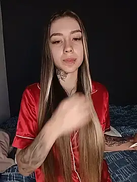 Snapshot of alyssa_22 chatting on 07/11/26, 03:53 alyssa 22 online show from 07/11/26, 03:53