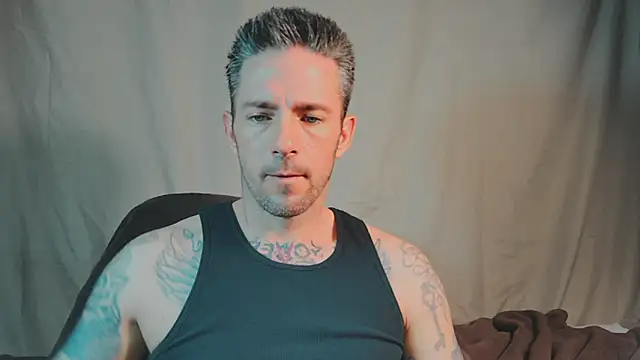 SkylarrGrey online show from 05/19/26, 04:08