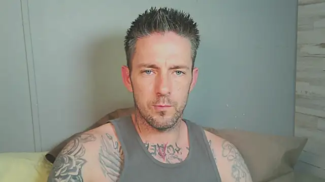 SkylarrGrey online show from 05/27/26, 07:22