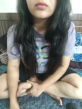 neelam rawat online show from 05/04/26, 07:21