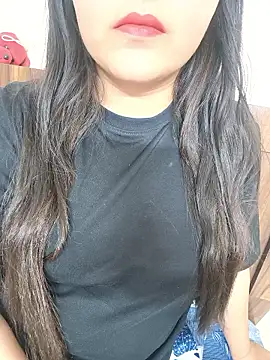Snapshot of neelam_rawat chatting on 06/20/26, 07:16 neelam rawat online show from 06/20/26, 07:16