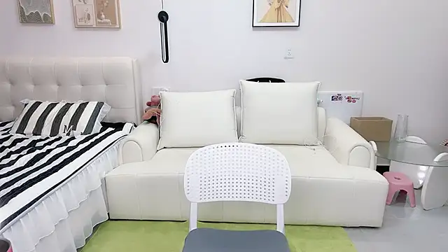 shuangshuang3 online show from 05/10/26, 10:53
