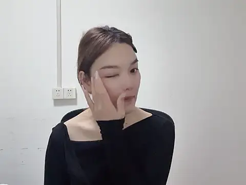 leilei998 online show from 03/23/26, 06:39