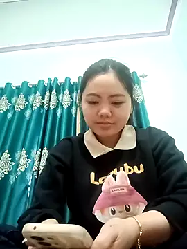 Snapshot of Mi-milan chatting on 03/21/26, 07:24 Mi-milan online show from 03/21/26, 07:24