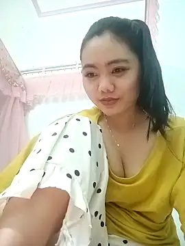 Snapshot of Mi-milan chatting on 03/22/26, 04:38 Mi-milan online show from 03/22/26, 04:38