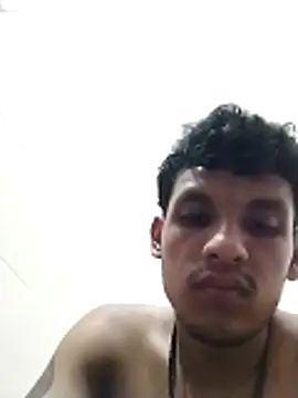 Snapshot of danielmrz11 chatting on 03/29/26, 03:56 danielmrz11 online show from 03/29/26, 03:56