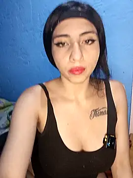 dulce soph online show from 05/05/26, 06:21