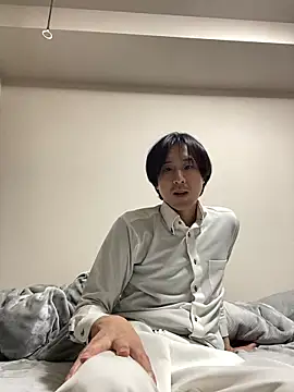 Snapshot of youta200 chatting on 04/08/26, 10:37 youta200 online show from 04/08/26, 10:37