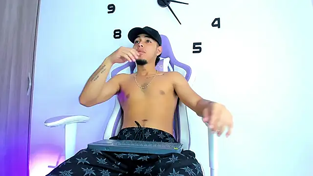 victor ospina online show from 03/25/26, 04:57