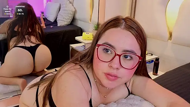 Snapshot of Renata_Jones1 chatting on 05/11/26, 04:04 Renata Jones1 online show from 05/11/26, 04:04